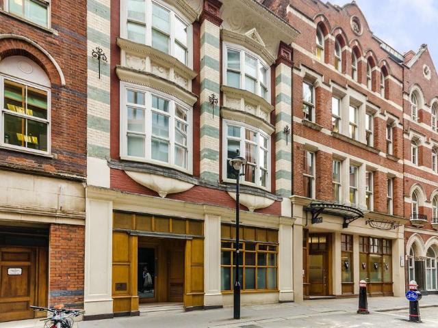 Breams Buildings, Holborn, London, EC4A 1 bed flat to rent £2,925 pcm £675 pw