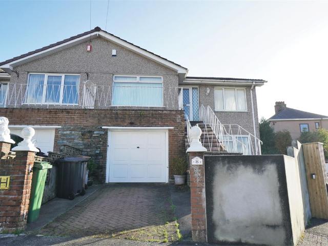 Brean Down Close, Plymouth PL3, 3 bed property to rent, £1,300 pcm | PrimeLocation