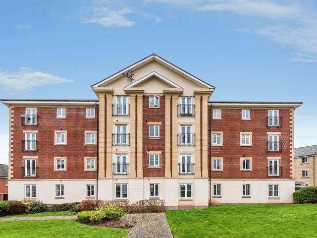 Brean Road, Swindon SN25, 2 bed flat to rent, £1,100 pcm | PrimeLocation