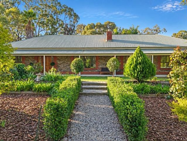 Breathtaking Country Estate on Balmoral Road!