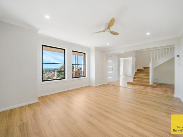 Breathtaking City Views | Expansive Six Bedroom Family Home | Prime West Hoxton Position