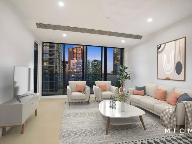 Breathtaking Bay Views from a Private Corner Position
