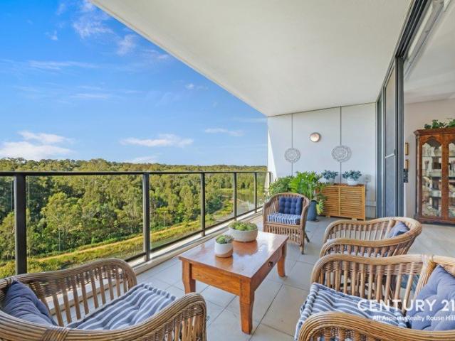 Breathtaking Lake & Bushland Views in the Heart of Rouse Hill