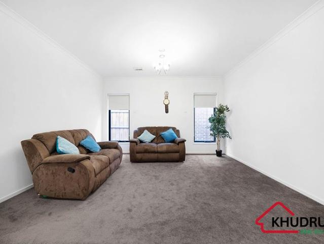 Breathtaking Large 4 bedroom Carlise Home