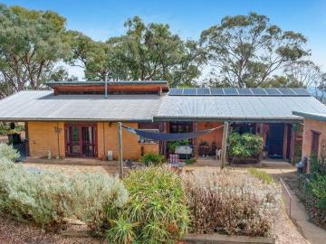BREATHTAKING LIFESTYLE RETREAT WITH PYRENEES VIEWS ON 21 ACRES