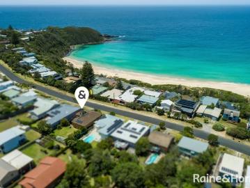 Breathtaking Panoramic Ocean and Headland Views