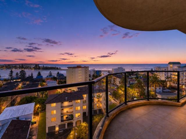 Breathtaking Panoramic Views in the Heart of The Entrance