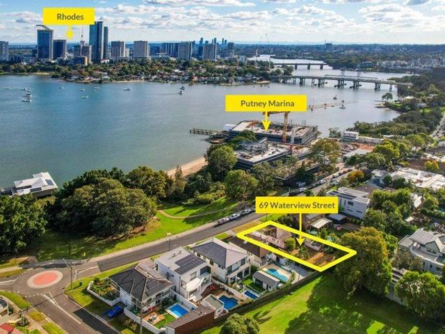 Breathtaking Waterviews in Prime Putney Location | CDC Approved Luxury Home | Duplex Potential STCA !