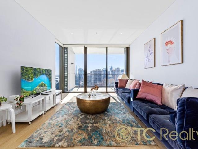 Breathtaking Water and Barangaroo Views at the Heart of Darling Harbour
