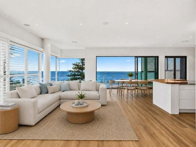 Breathtaking waterfront lifestyle