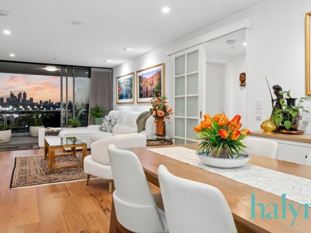 Breathtaking Views & Effortless Burswood Living!
