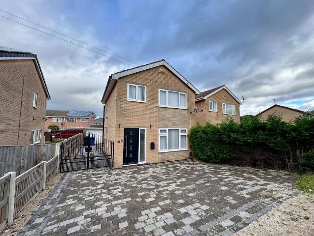 Brecks Lane, Kirk Sandall, Doncaster DN3, 3 bed detached house to rent, £1,200 pcm | PrimeLocation