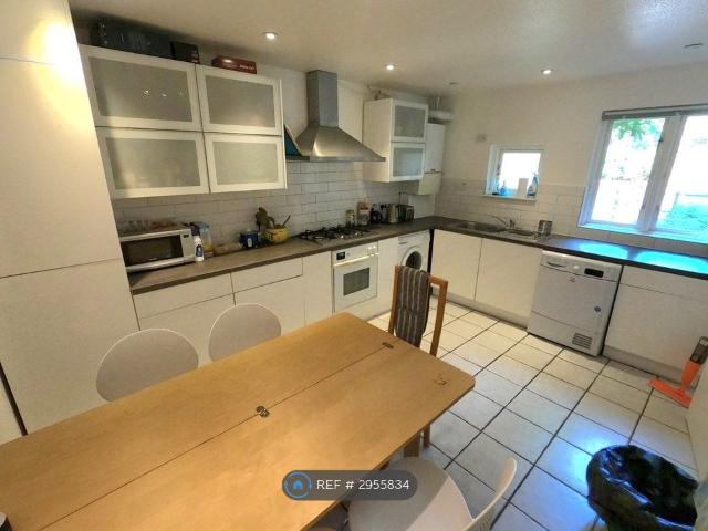 Bredgar Road, Archway N19, 3 bed terraced house to rent, £3,400 pcm | PrimeLocation