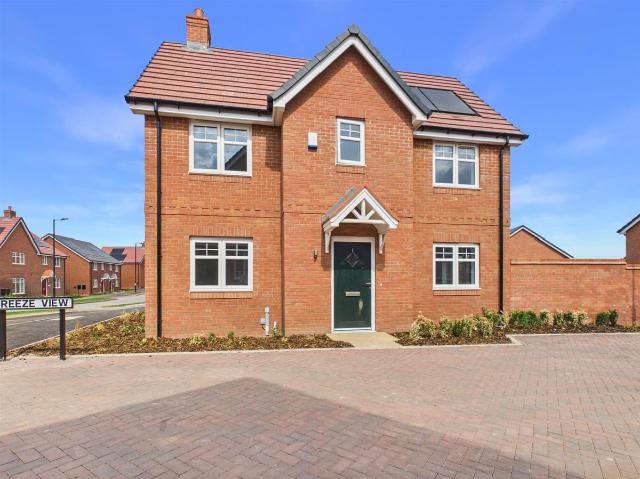 Breeze View, Coventry CV7, 3 bed property to rent, £1,495 pcm | PrimeLocation