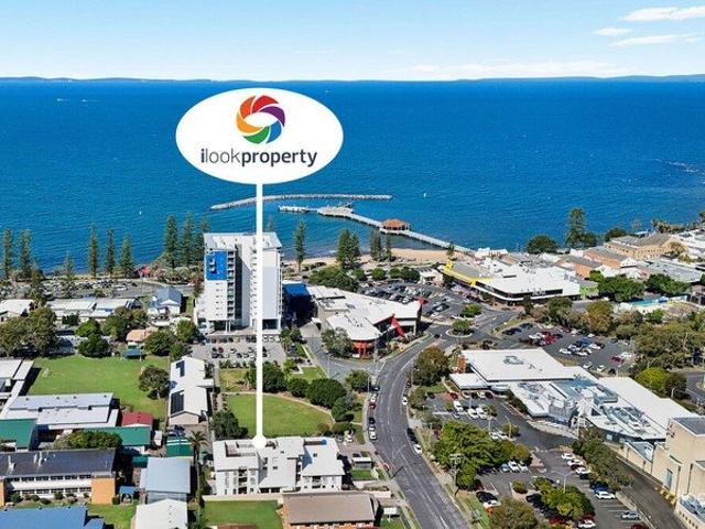 Breezy Coastal Living Private Rooftop & Moreton Bay Views