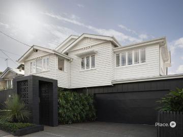 Breezy Elevation and Prestigious Coorparoo Position