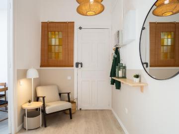 Breezy single bedroom near the Sant Andreu