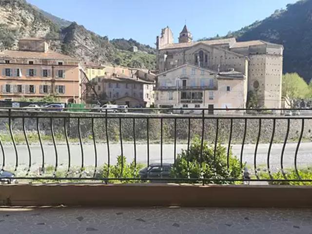 Breil sur Roya 06540 Achat / Vente appartement 3 pièces t3 terrasse