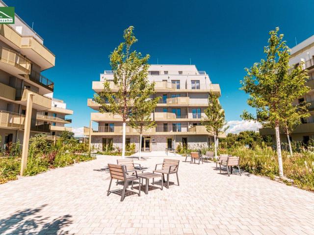 Endlich Platz geräumige 2.Zimmer Wohnung mit traumhafter Grünblick Terrasse im provisionsfreien Erstbezug