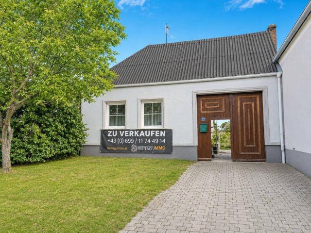 Breitenbrunn Charmantes Einfamilienhaus mit viel Potential & uneinsehbarem Garten