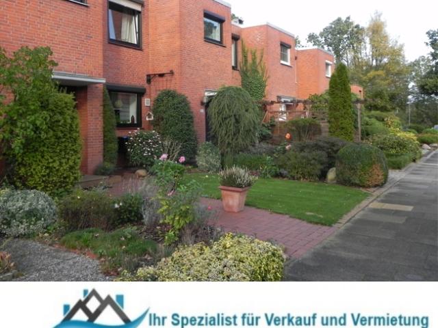 Bremen Blockdiek: Reihenmittelhaus mit 3 4 Zimmern, Keller, XL Garage und überdachter Terrasse