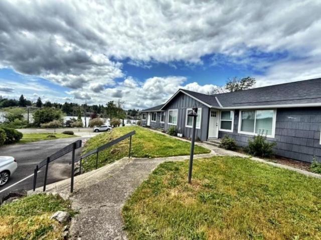 Bremerton WA 98310 105847200