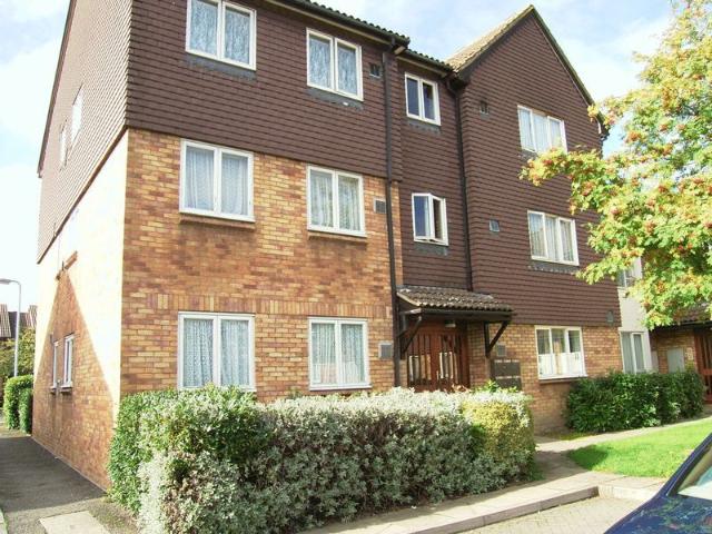 Brendon Close, Harlington, Hayes UB3, 1 bed flat to rent, £1,050 pcm | PrimeLocation