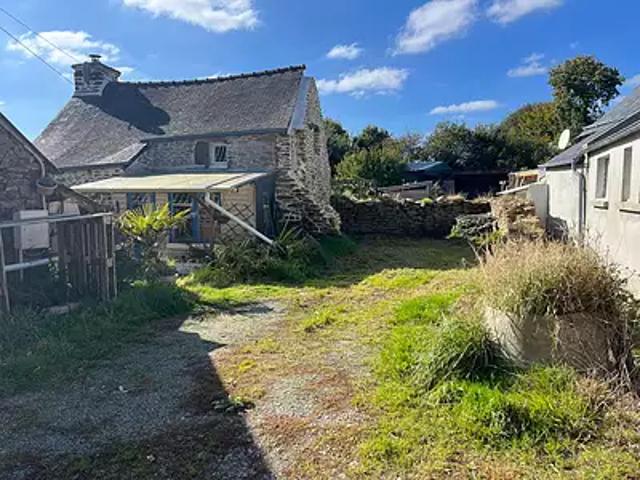 Brennilis 29690 Achat / Vente maison 2 pièces t2 au dernier étage