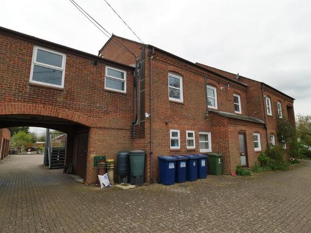 Brent Court, Swavesey CB24, 1 bed flat to rent, £950 pcm | PrimeLocation