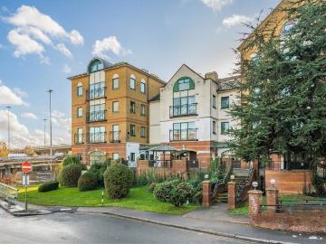 Brent Cross Gardens, Brent Cross NW4, Studio to rent, £1,096 pcm | PrimeLocation