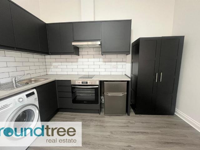 Brent Street, Hendon NW4, Studio to rent, £1,200 pcm | PrimeLocation