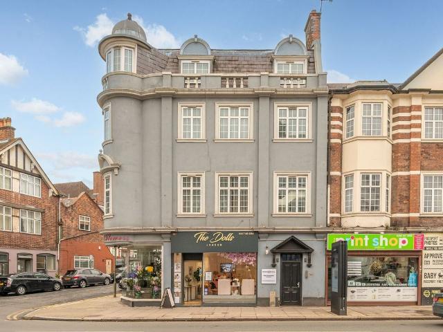 Brent Street, Hendon, London NW4, Studio to rent, £1,400 pcm | PrimeLocation