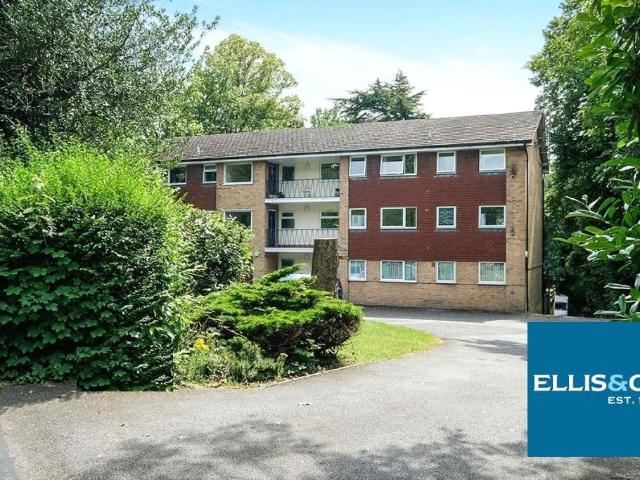 Brentor Court, Sandhurst Road, Tunbridge Wells, Kent TN2, 2 bed flat to rent, £1,250 pcm | PrimeLocation