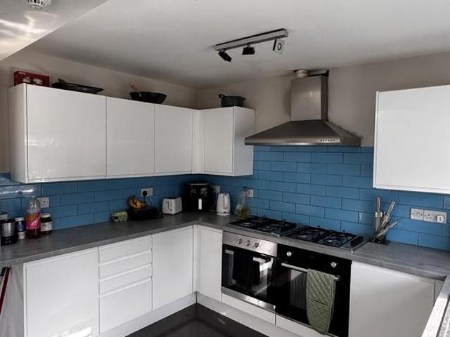 Brentbridge Road, Manchester M14 8 bed semi detached house to rent £5,373 pcm £1,240 pw