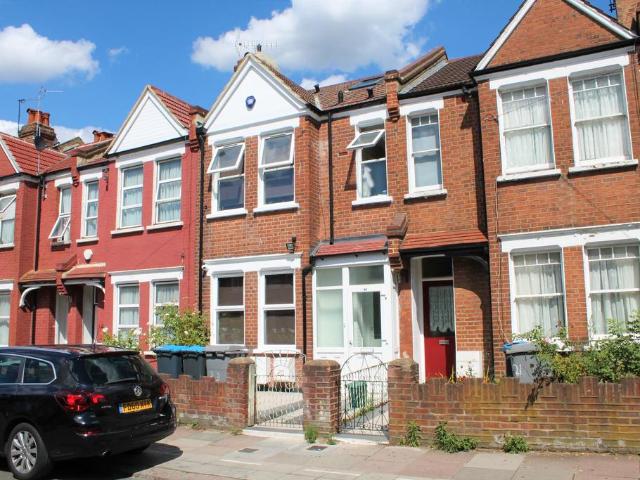 Brenthurst Road, Willesden NW10 1 bed in a house share to rent £850 pcm £196 pw