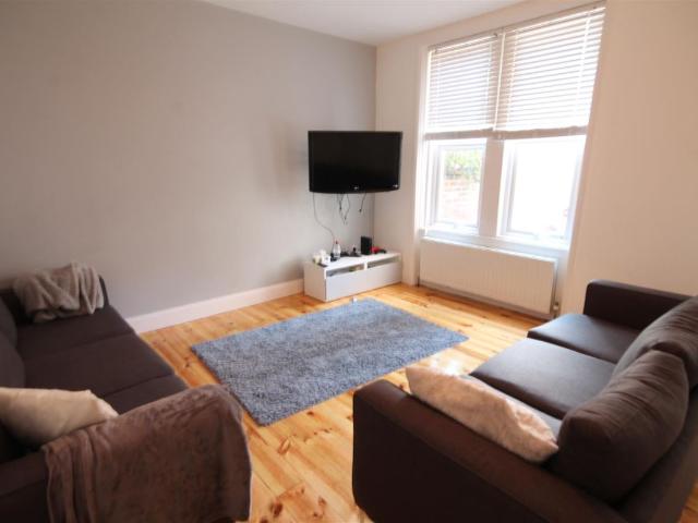 Brentwood Gardens, Jesmond NE2, 6 bed terraced house to rent, £4,042 pcm | PrimeLocation
