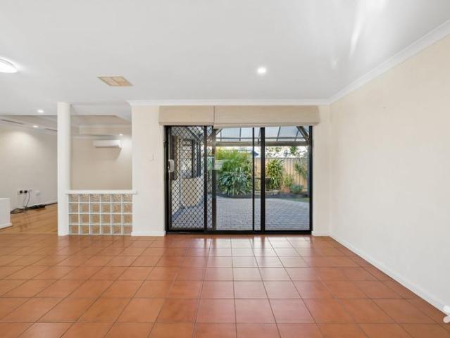 Brentwood Home in Prime Location