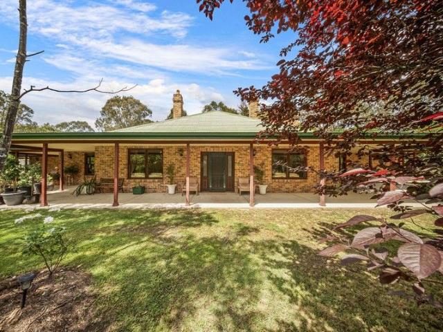 BRENTWOOD ONE OF THE HUNTER VALLEY'S FINEST !