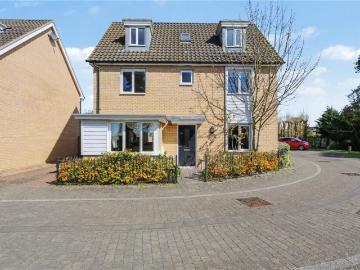 Brentwood, Norwich NR4, 5 bed detached house to rent, £2,500 pcm | PrimeLocation