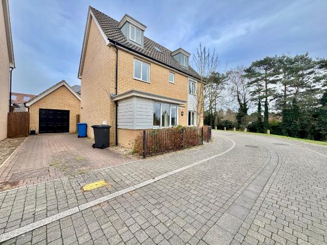 Brentwood, Norwich NR4, 5 bed detached house to rent, £2,500 pcm | PrimeLocation