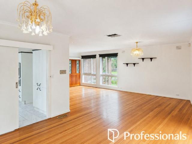 Spacious Family Home in Brentwood Secondary College & Mount View Primary School Zones