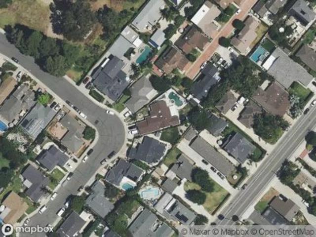 Brentwood St
