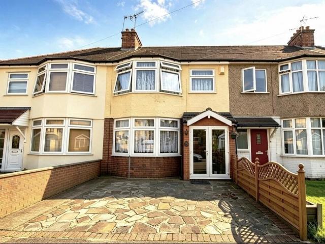 Brentwood Road, Romford RM2 5TB 3 bed terraced house to rent £2,300 pcm £531 pw