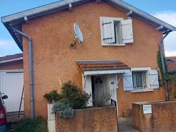 Bressolles 01360 Location maison 4 pièces t4 au dernier étage terrasse