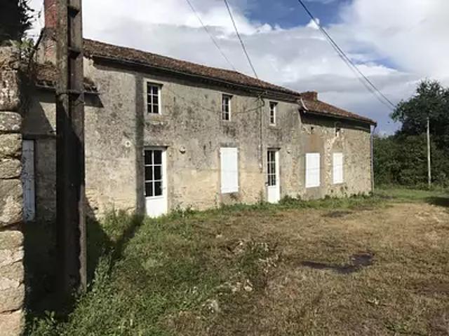 Bressuire 79300 Achat / Vente maison 6 pièces t6