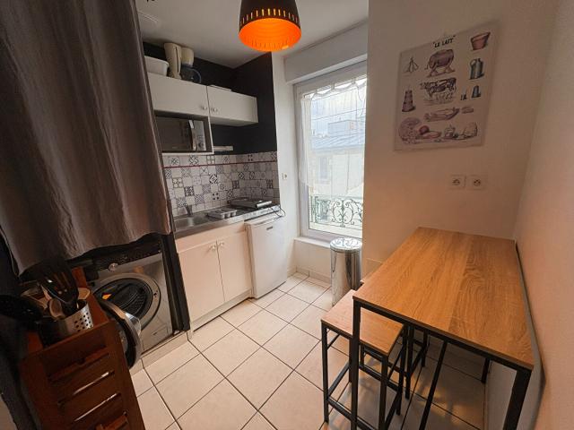 BREST KERINOU 27 RUE DU COMMANDANT DROGOU Appartement T2 meublé de 42m², Brest