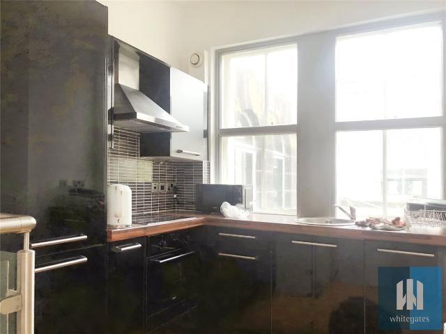 Britannia Buildings, St Peters Street, Huddersfield HD1, 2 bed flat to rent, £850 pcm | PrimeLocation