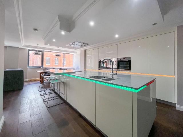 Britannia Street, Leeds LS1, 2 bed flat to rent, £1,695 pcm | PrimeLocation