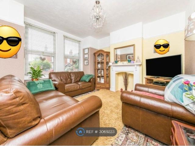 Britannia Road, Ipswich IP4, 3 bed semi detached house to rent, £1,390 pcm | PrimeLocation