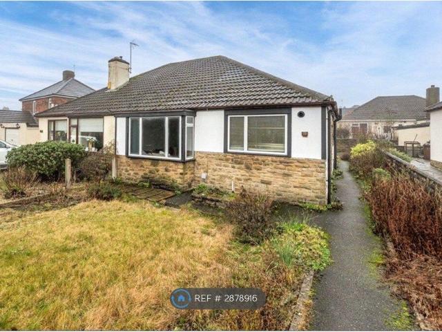 Britannia Road, Leeds LS27, 2 bed bungalow to rent, £1,350 pcm | PrimeLocation